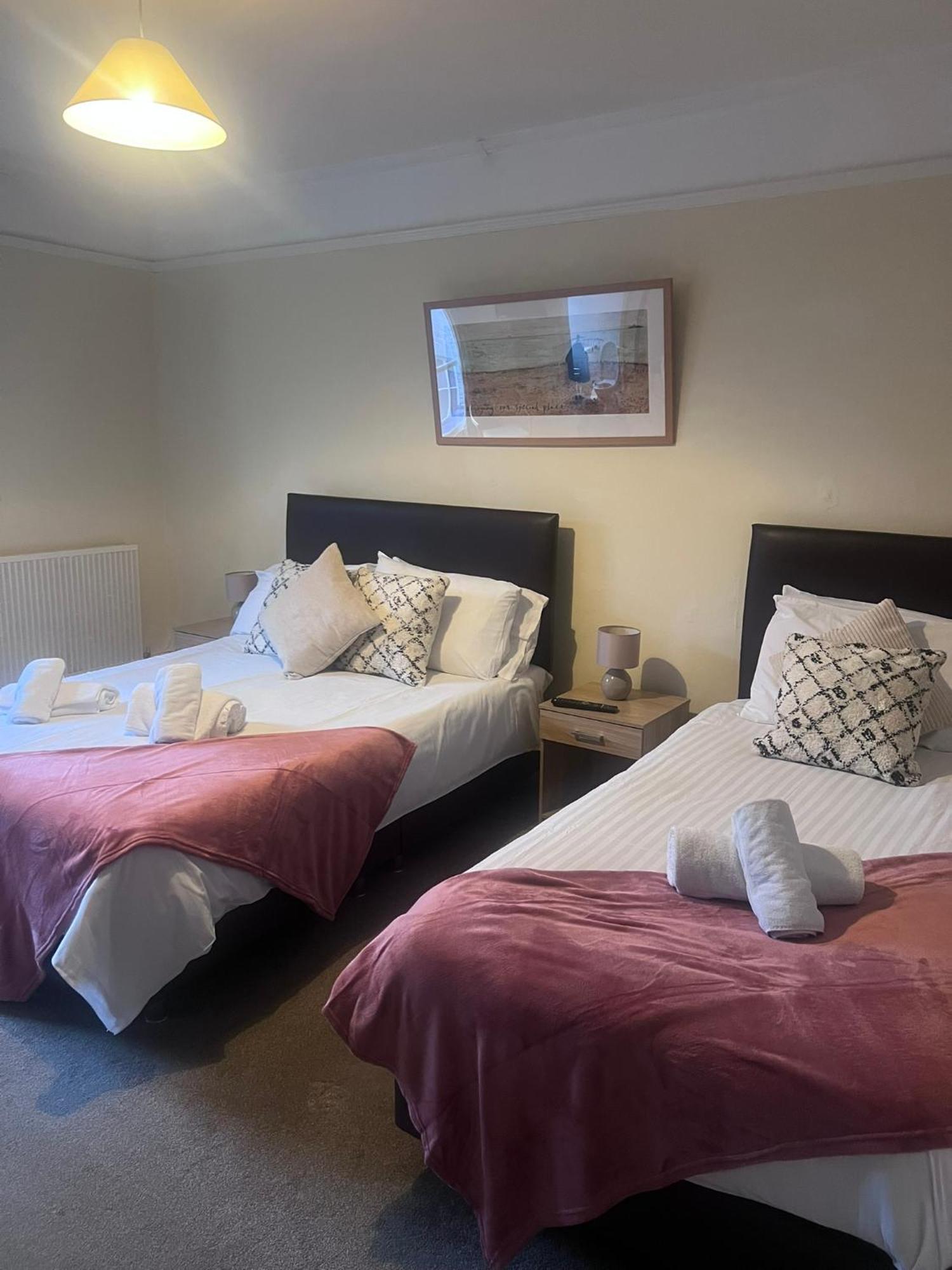 לינטון The Crown Hotel מראה חיצוני תמונה